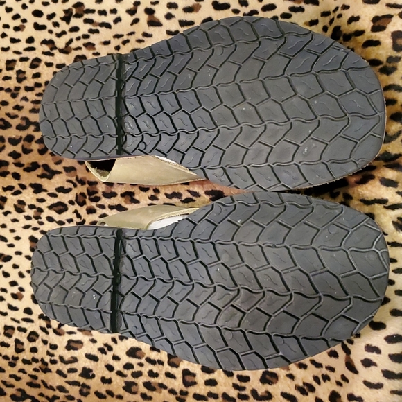 Binicoco Olive Leather Sandal Size 9 - Picture 2 of 7
